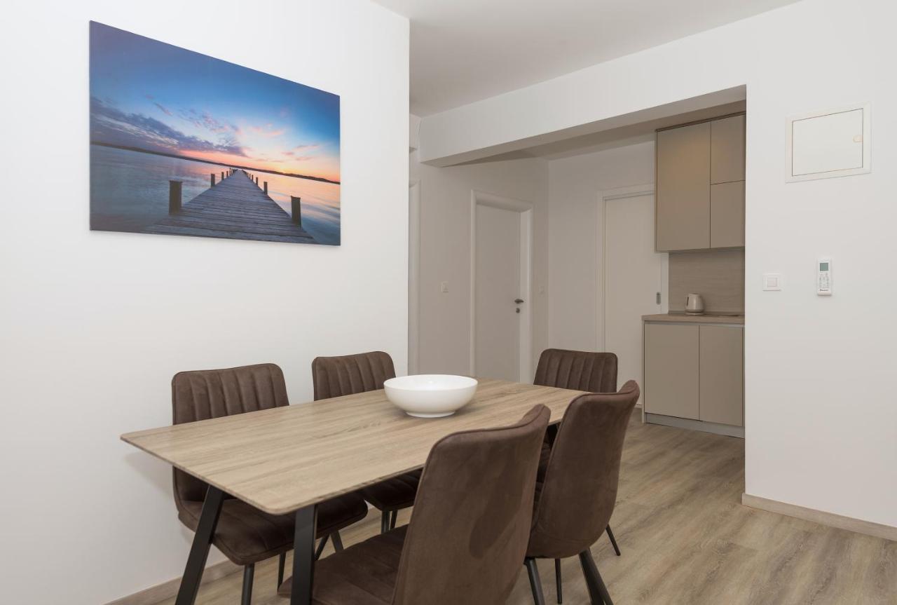 Apartments By The Sea Makarska - 19134 מראה חיצוני תמונה