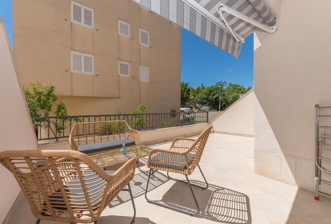 Apartments By The Sea Makarska - 19134 מראה חיצוני תמונה