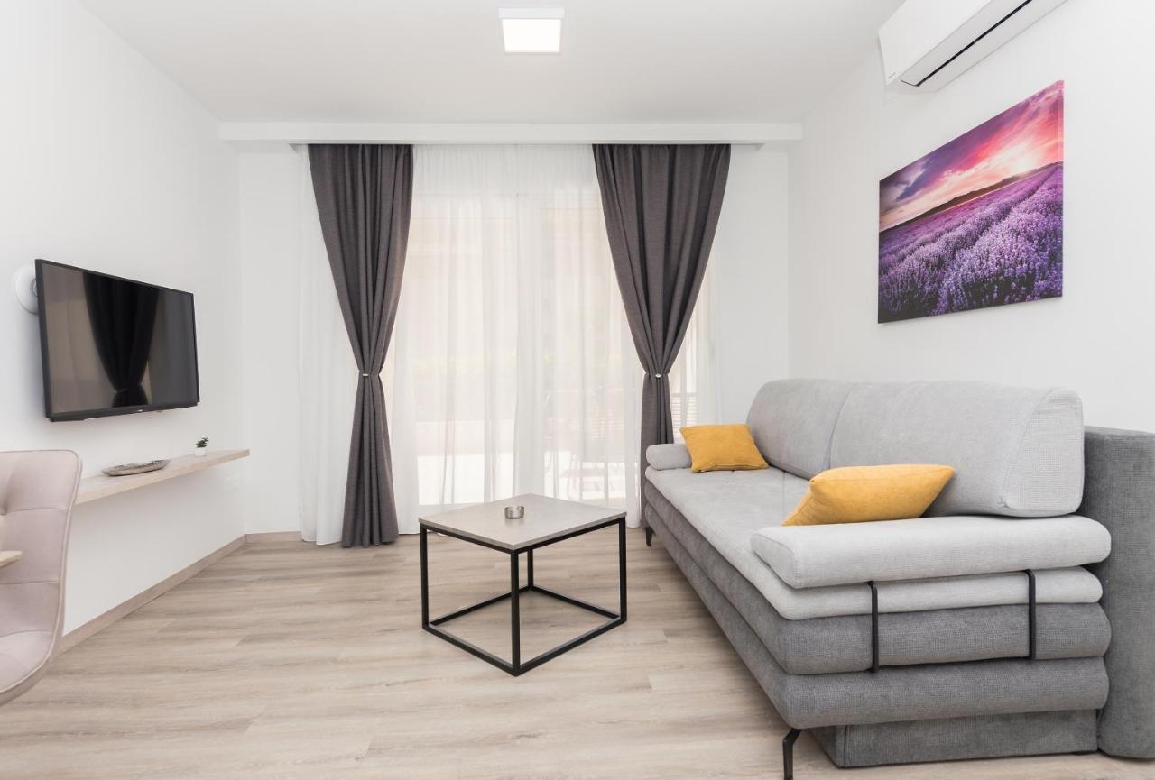 Apartments By The Sea Makarska - 19134 מראה חיצוני תמונה