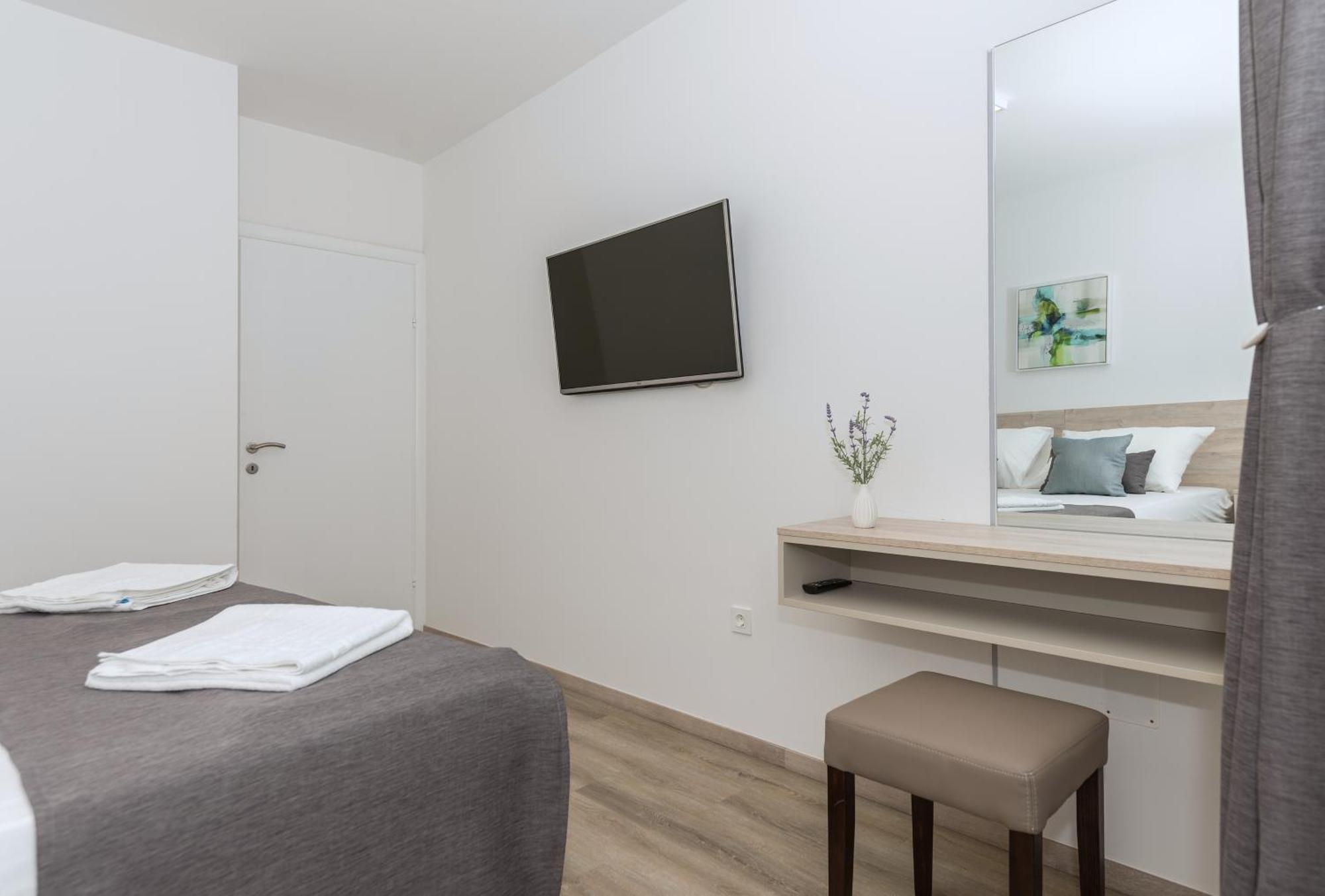 Apartments By The Sea Makarska - 19134 חדר תמונה