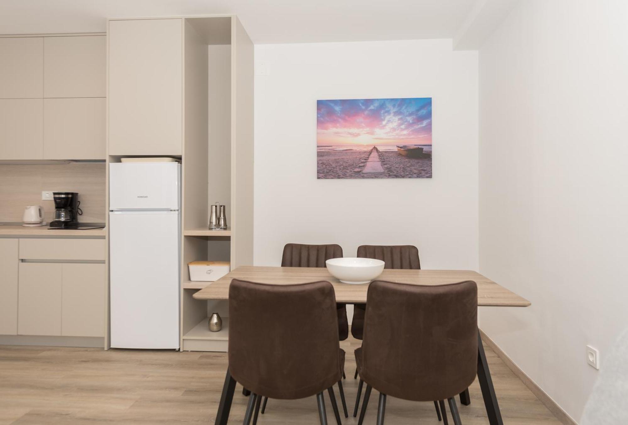 Apartments By The Sea Makarska - 19134 חדר תמונה